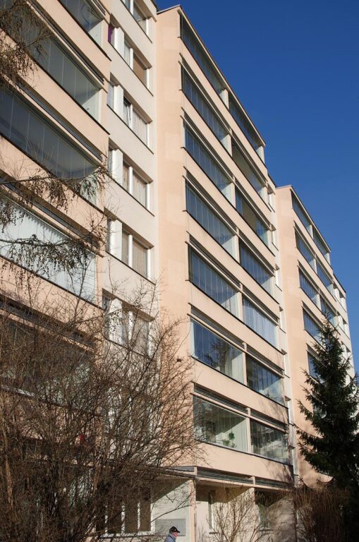 bezrámové zasklívání lodžií certifikovaným systémem Optimi